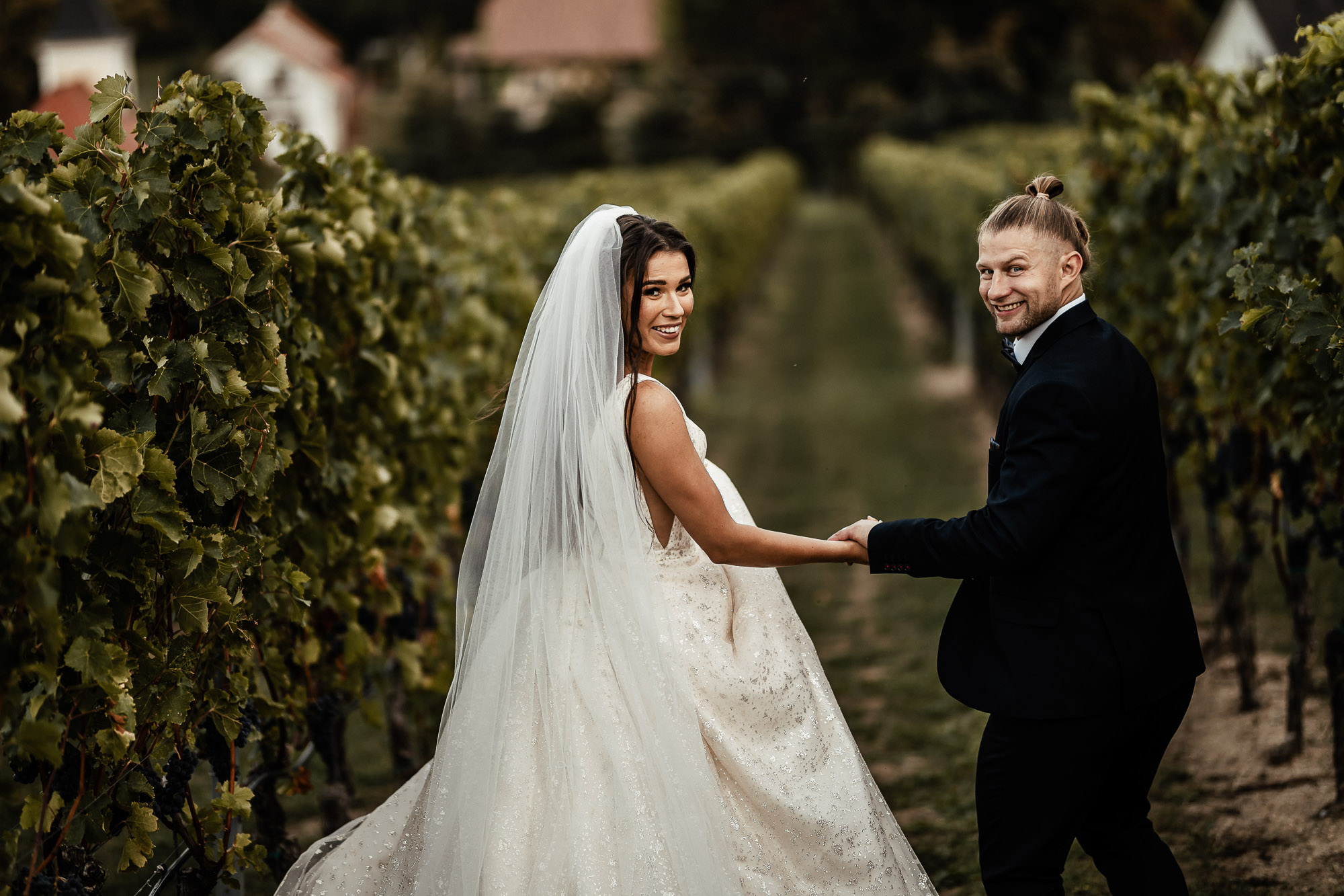 Svadba vo vinici, Vlado & Katka, amo chovanec.